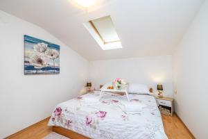 Holiday house CHARMING with private pool