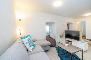 Holiday house CHARMING with private pool