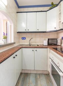 Apartamentos El Puerto, La Savina