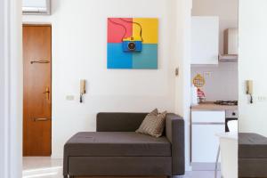 peach apartment