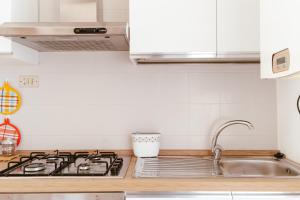peach apartment