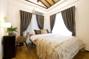 Junglia Okinawa 崎本部戸建プール付き f