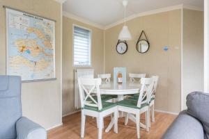 Chalet op vakantiepark in Baarland