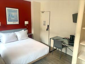 Hipotel Belgrand Edith Piaf