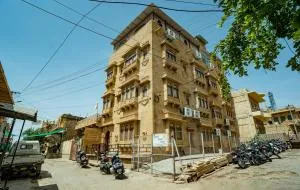 Naman Haveli-Boutique Stay For Budget Travllers - Biramsar