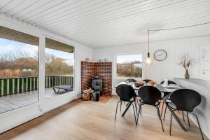 Lovely Newly Renovated Holiday House - 1005