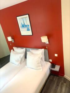 Hotels Hipotel Paris Belgrand Mairie du 20eme : Chambre Lits Jumeaux