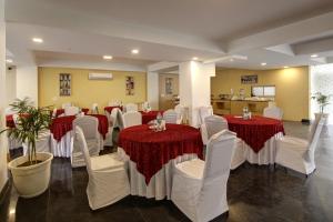 Limewood Stay Silver Studio Near Golf Course Road