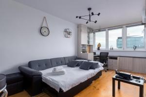 Rybacka Pleasant Apartment by BookingHost