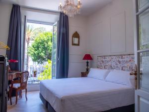 Pries Homes La Casa Azul