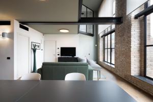 Venice Penthouse - Loft with Canal View