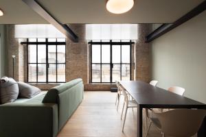 Venice Penthouse - Loft with Canal View