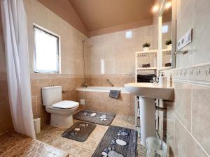 CASA LEÓN - Freistehendes Gästehaus mit 3 Zimmer, Vivienda Rural VTARAL01089