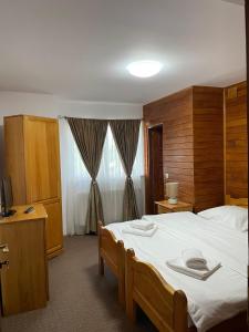 Camere de Inchiriat Ceahlau