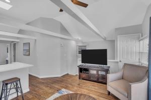 Welcome to Manasquan Beach 2 - Steps to the Sand