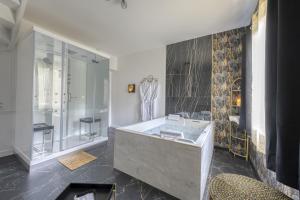 Suite 90m2 avec Jacuzzi jardin Proche Paris CDG
