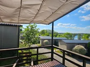 Domek letniskowy nad jeziorem w OW Bachus do 6 osób - Zawory