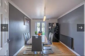 Sophia's place - 3 bedroom 3 bed house for groups, families, contractors and professionals, houses 5 - 布雷伍德