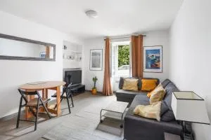 Magnifique Appart Spacieux Versailles 4Pers - 莱洛吉斯朱奥萨斯