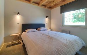 Nice Home In Somme-Leuze With Wifi