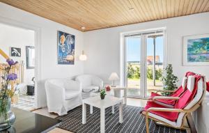 4 Bedroom Nice Home In Harboøre