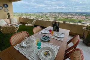 Nid dAigle - Parking et vue exceptionnelle sur Carcassonne