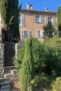 Grande maison avec jardin Mougins vieux village - Les Baraques