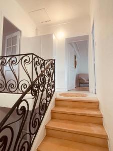 Maisons de vacances Grande maison avec jardin Mougins vieux village : photos des chambres