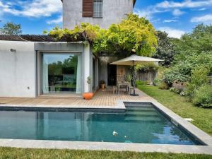 Villas Spacieuse Villa avec Piscine & Jardin - Hebergement Classe : photos des chambres
