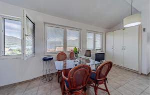 2 Bedroom Gorgeous Home In Hodilje