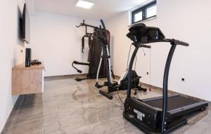 Cozy Home In Orebic With Sauna