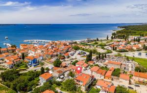 Lovely Apartment In Fazana With Wifi
