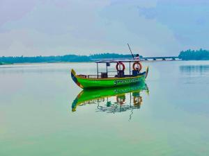 Green Island Homestay Riverside