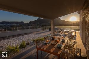 Villa Alegranza by Abahana Villas