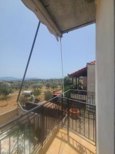 House by the mountain with Art museum