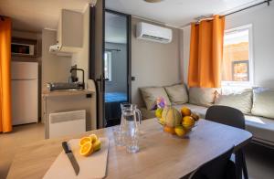 Campings Camping maeva Escapades Le Hameau des Pins : photos des chambres