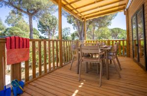 Campings Camping maeva Escapades Le Hameau des Pins : Mobile Home
