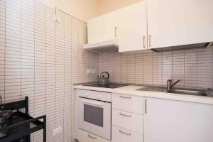 The Shelter 2 Napoli - Angioino Castle