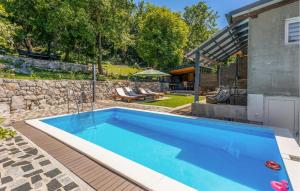 Cozy Home In Bater With House Sea View