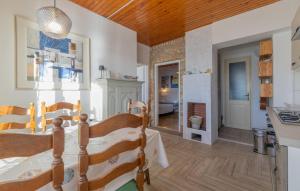 Gorgeous Apartment In Sveti Juraj