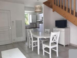 Maisons de vacances Maison 4-6 personnes : photos des chambres