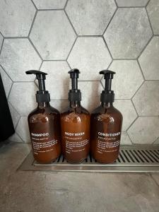 Bright, Quiet, Comfortable Room In A Luxury Home