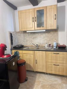 B&B / Chambres d'hotes Rent big room with breakfast free in old city : photos des chambres