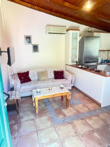 Μονοκατοικία Στο Λουτρακι