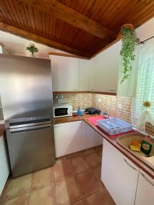 Μονοκατοικία Στο Λουτρακι