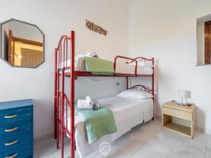 Relaxing Sunlit Getaway img22