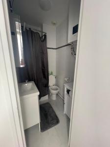 Montmartre Sacré Cœur Appartement Refait à Neuf Paris 18ème - 4 P