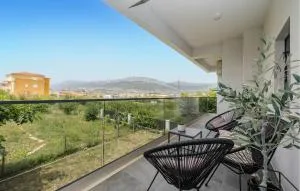 Awesome Apartment In Split With Wifi - Солин