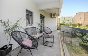 Awesome Apartment In Split With Wifi