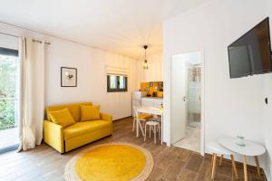 Skafidia Garden Gem - Mirtia Fully Equipped Home